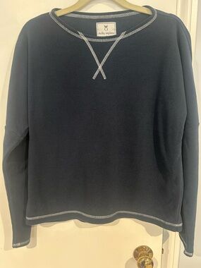 NWOT Dudley Stephens Navy Somerset Top with White Overstitching